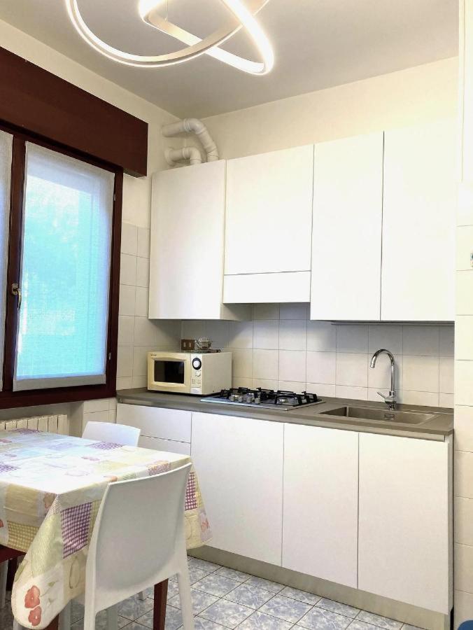 Bilocali Casa De Lazzari - Piazza Brescia - Adria Holiday Jesolo - Family Apartments 外观 照片