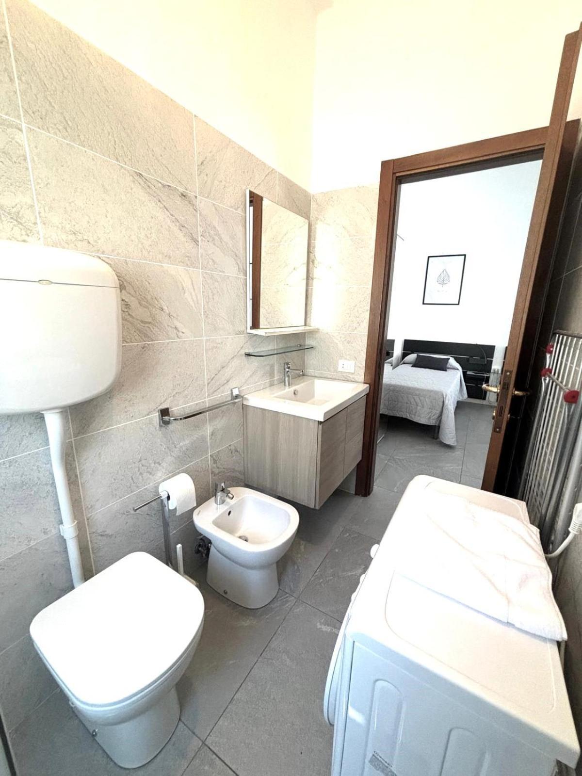 Bilocali Casa De Lazzari - Piazza Brescia - Adria Holiday Jesolo - Family Apartments 外观 照片